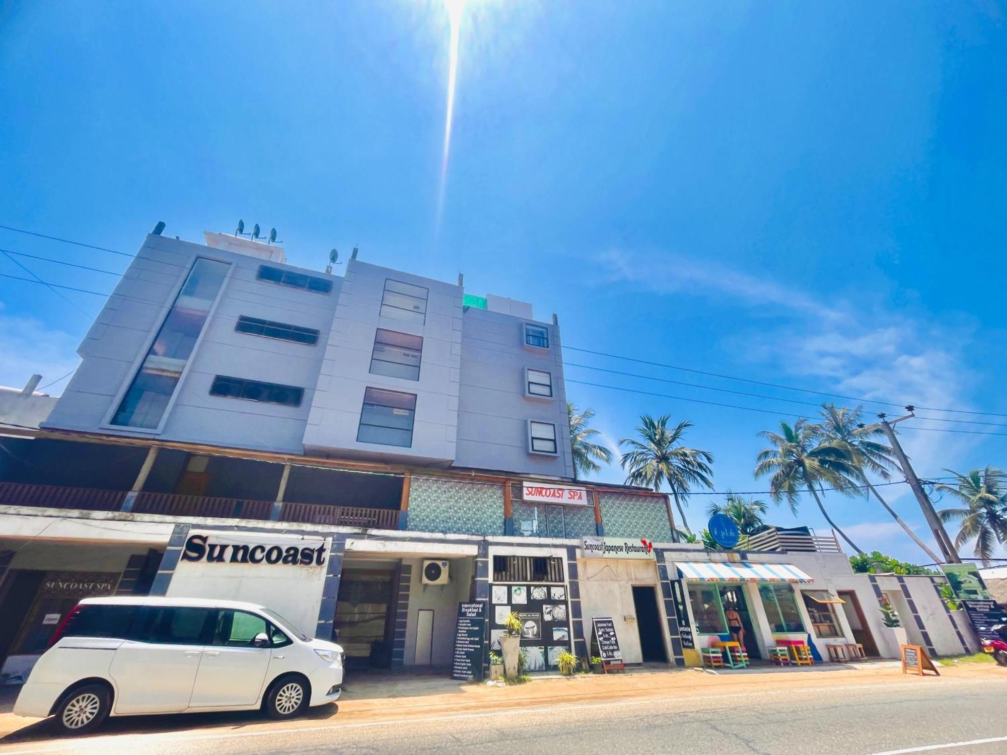 Suncoast Beach Hotel Mirissa Exteriér fotografie